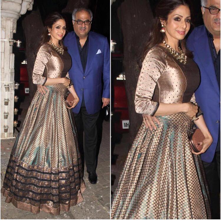 Sridevi sizzling in Manish Malhotra lehenga