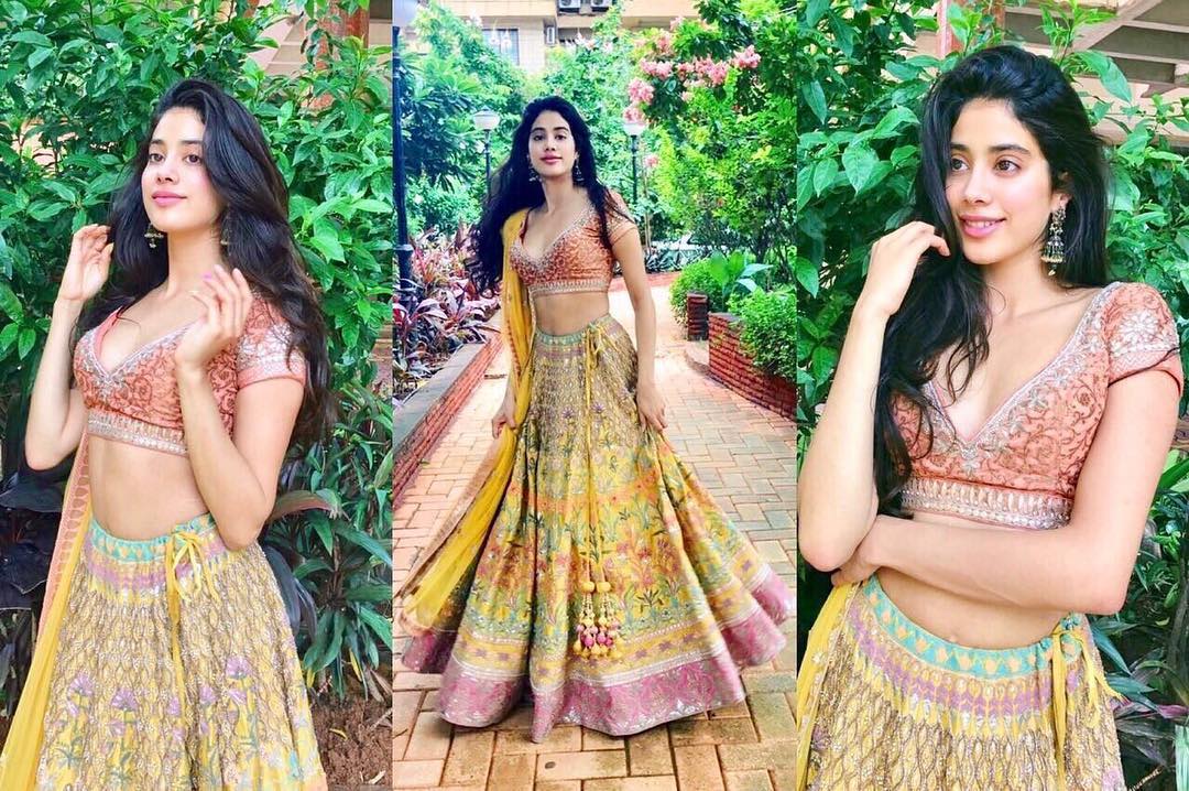 You are currently viewing Janhvi Kapoor in Anita Dongre