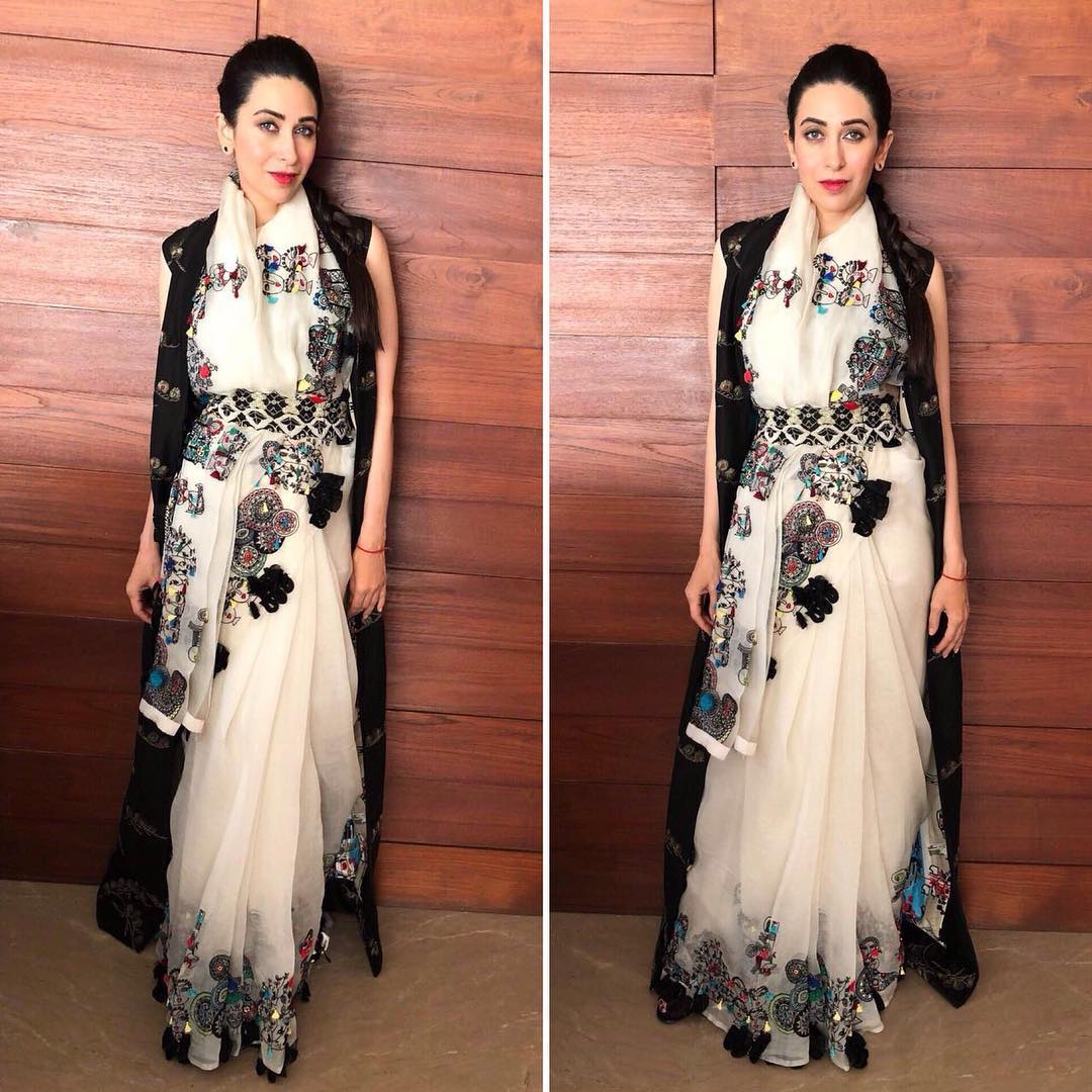 You are currently viewing Karishma Kapoor in Anamika Khanna