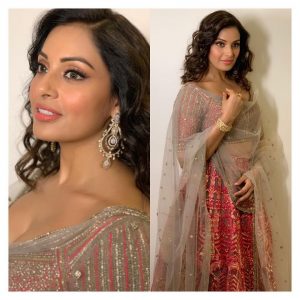 Read more about the article Bipasha Basu for Ravishing Design Awards