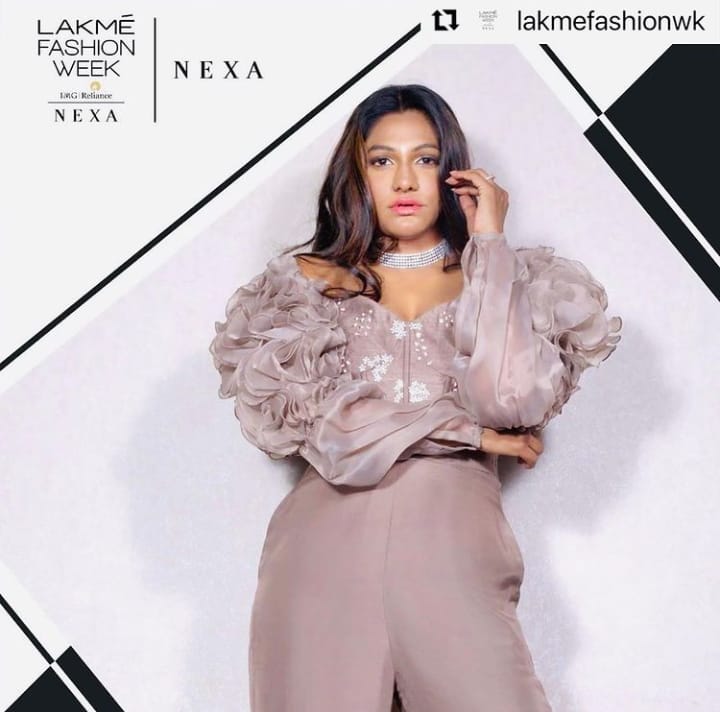 You are currently viewing Lakme Fashion Week x Eshaa Amiin