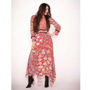 Read more about the article Karishma Kapoor in Peter Pilotto